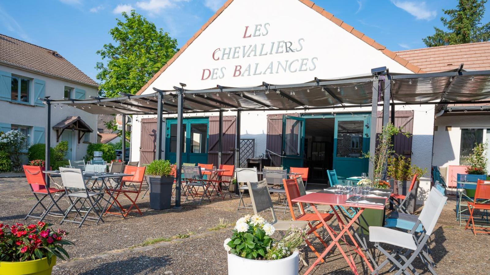 Hotel Les Chevaliers Des Balances Saint-Aubin  Exteriér fotografie